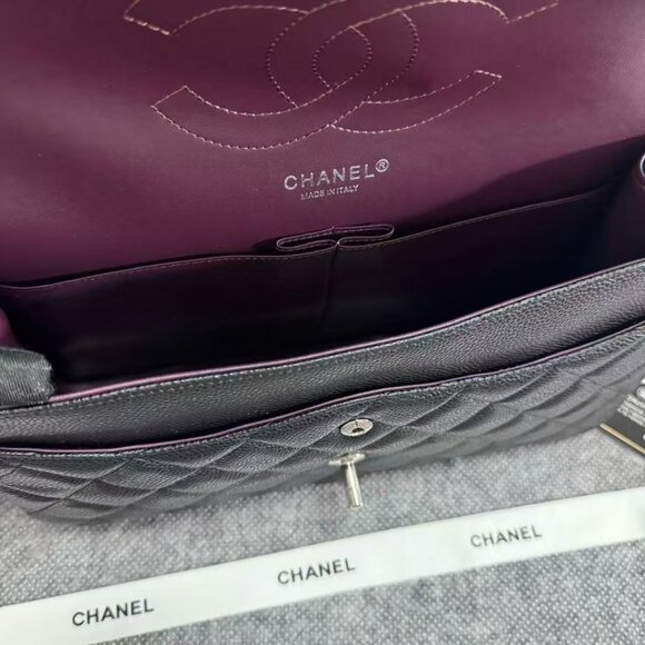 ✨✨CHANEL Classic Flap CF Crossbody Bag🎁🎁 - Picture 5 of 5